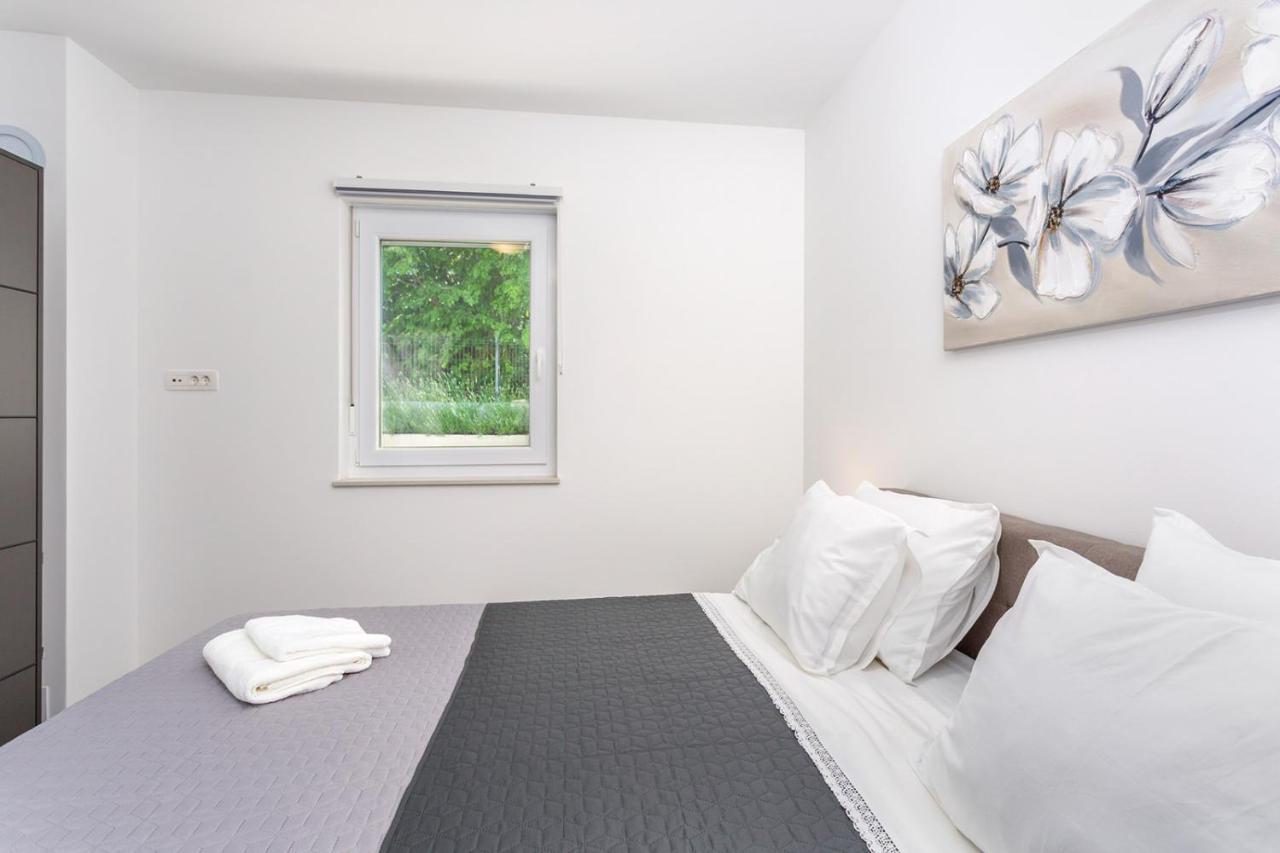 Kvarner Bay 4* - Apartments 1 & 3 里耶卡 外观 照片