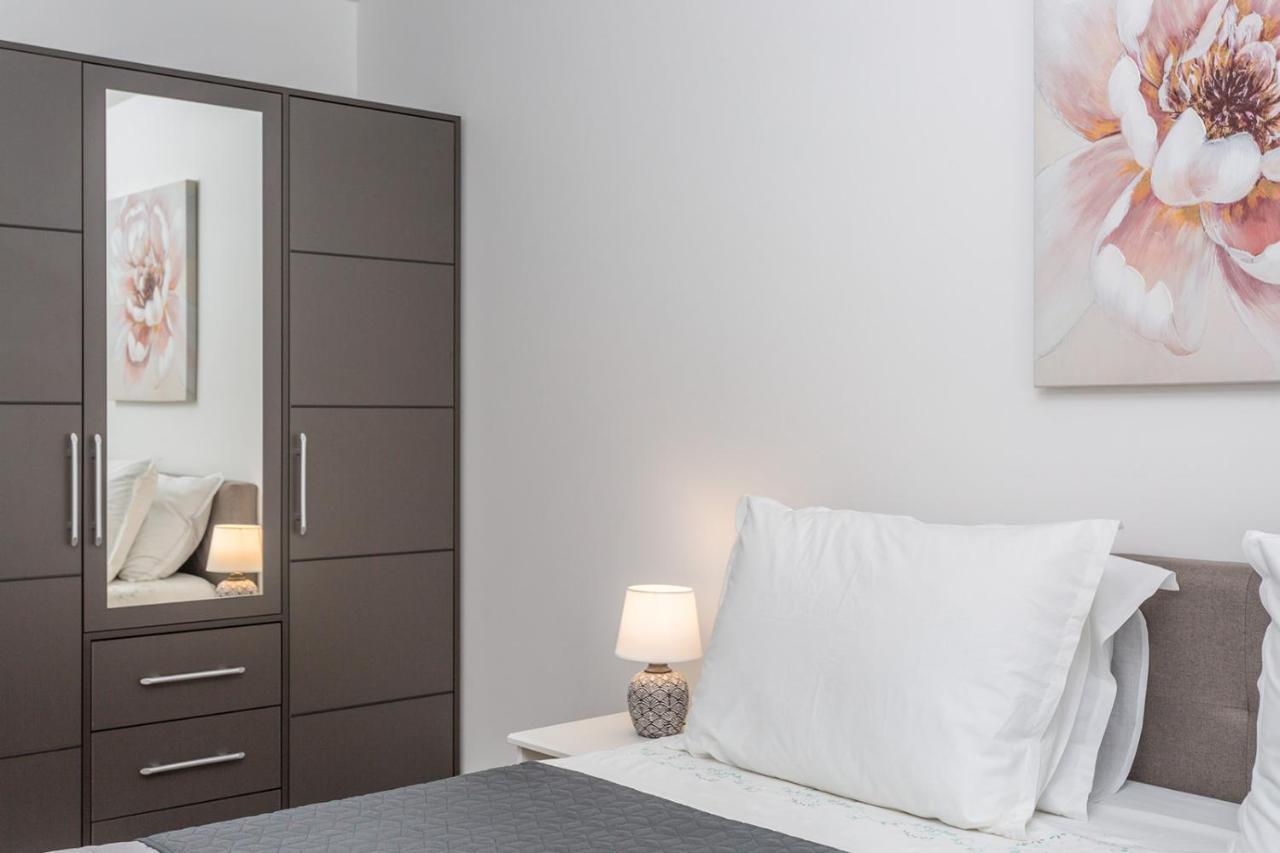Kvarner Bay 4* - Apartments 1 & 3 里耶卡 外观 照片