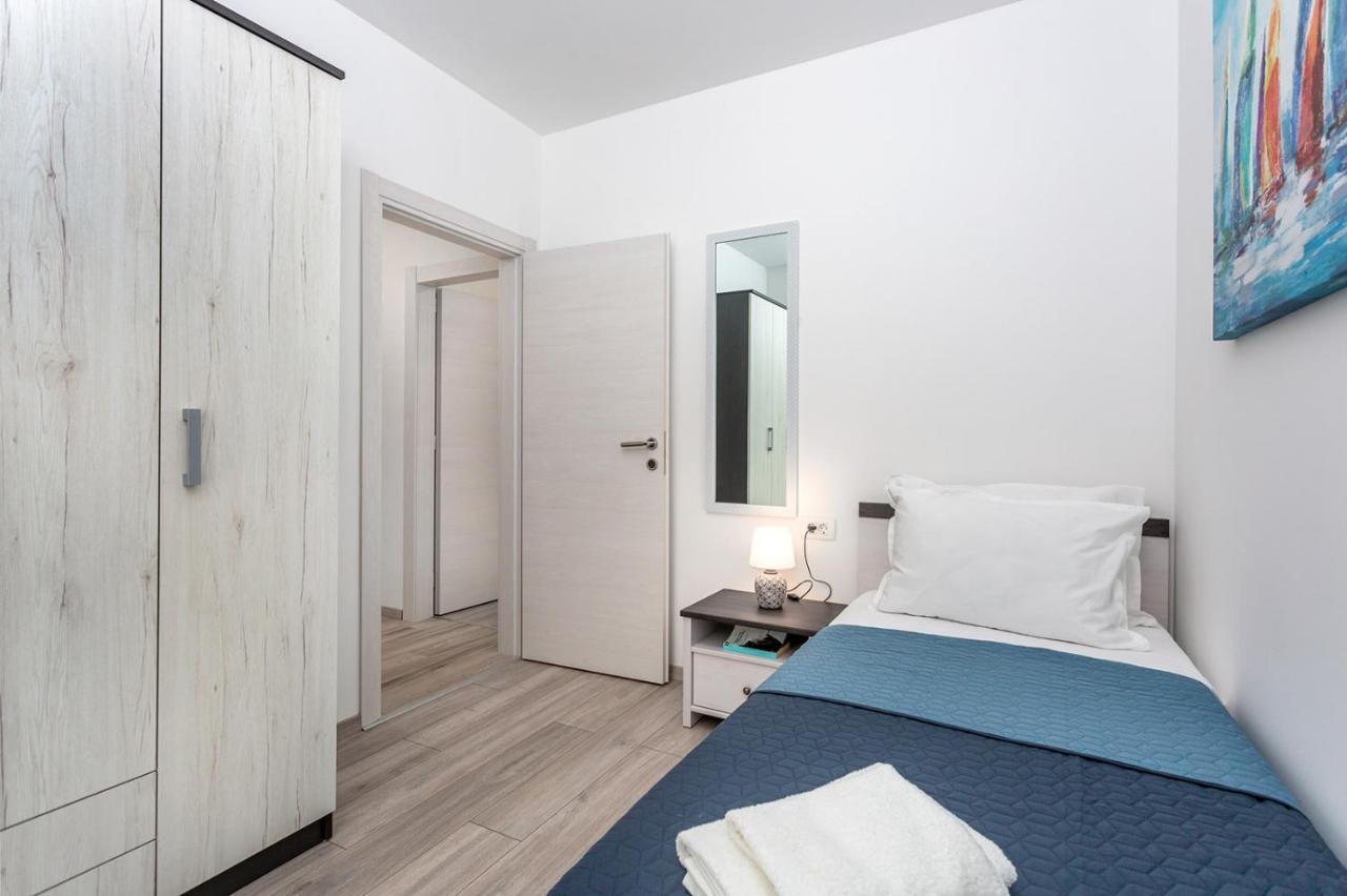 Kvarner Bay 4* - Apartments 1 & 3 里耶卡 外观 照片