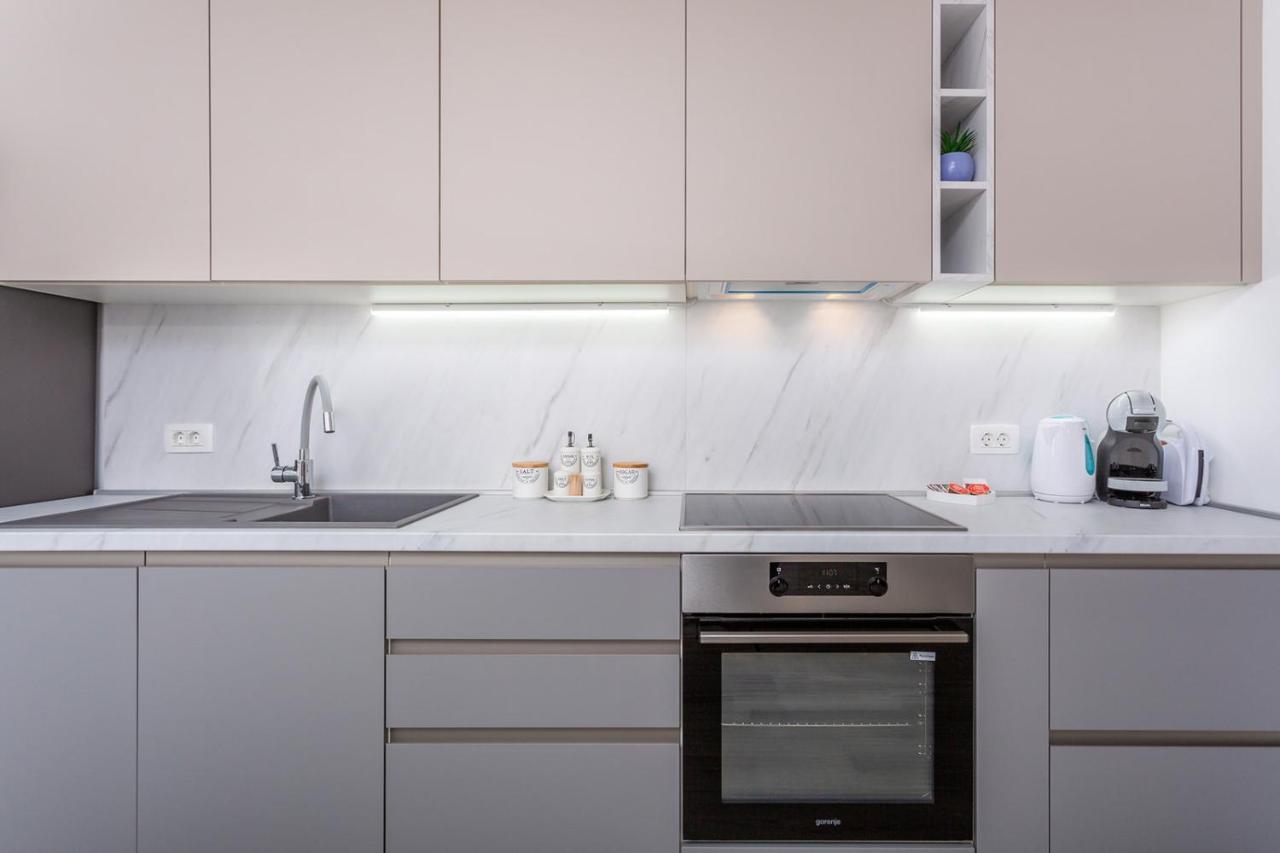 Kvarner Bay 4* - Apartments 1 & 3 里耶卡 外观 照片