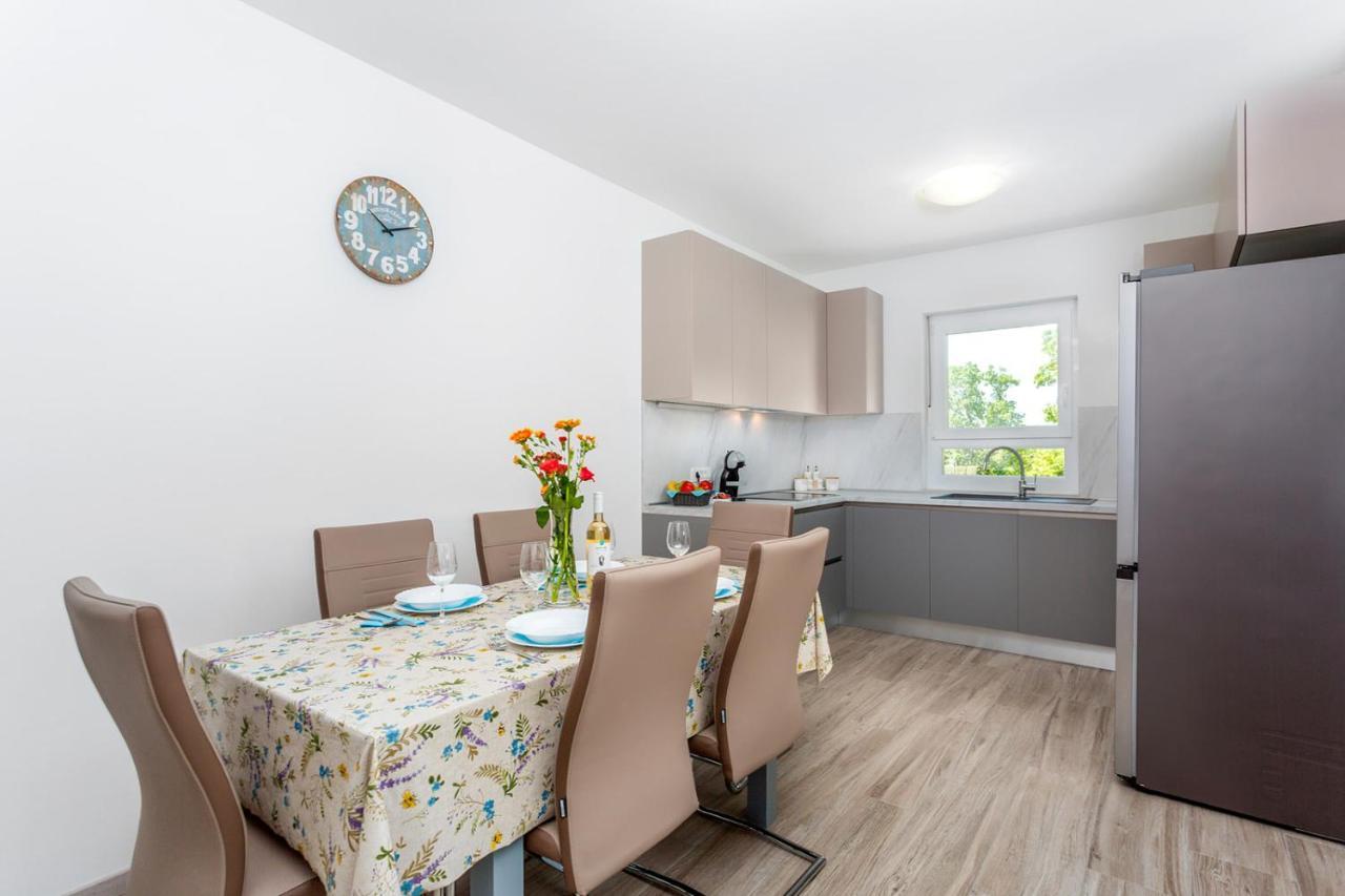 Kvarner Bay 4* - Apartments 1 & 3 里耶卡 外观 照片