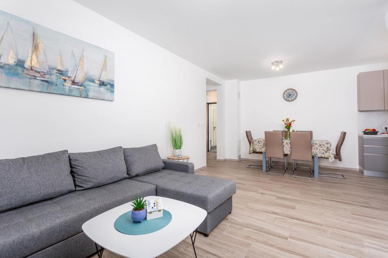 Kvarner Bay 4* - Apartments 1 & 3 里耶卡 外观 照片