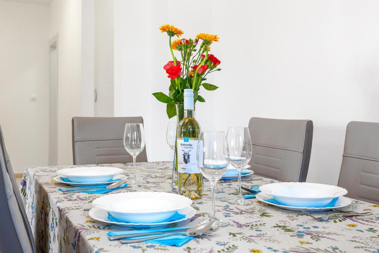 Kvarner Bay 4* - Apartments 1 & 3 里耶卡 外观 照片